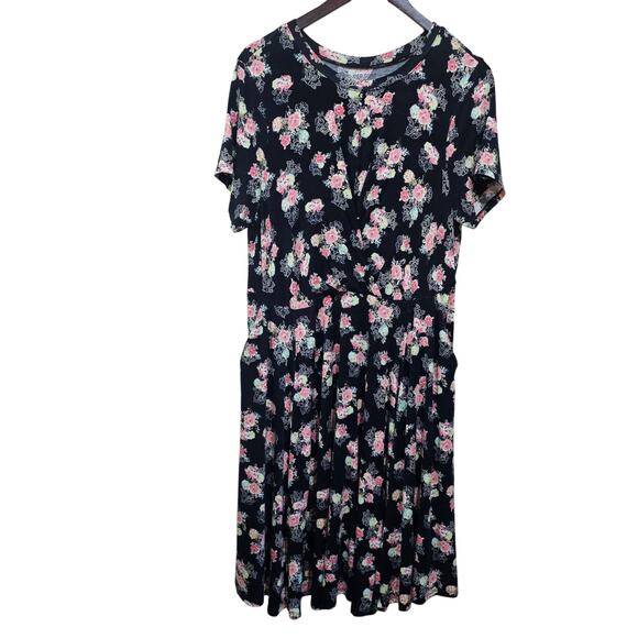 Torrid Black with Pink Floral Super Soft Knit Dress Size 1X (14) - Picture 2 of 8